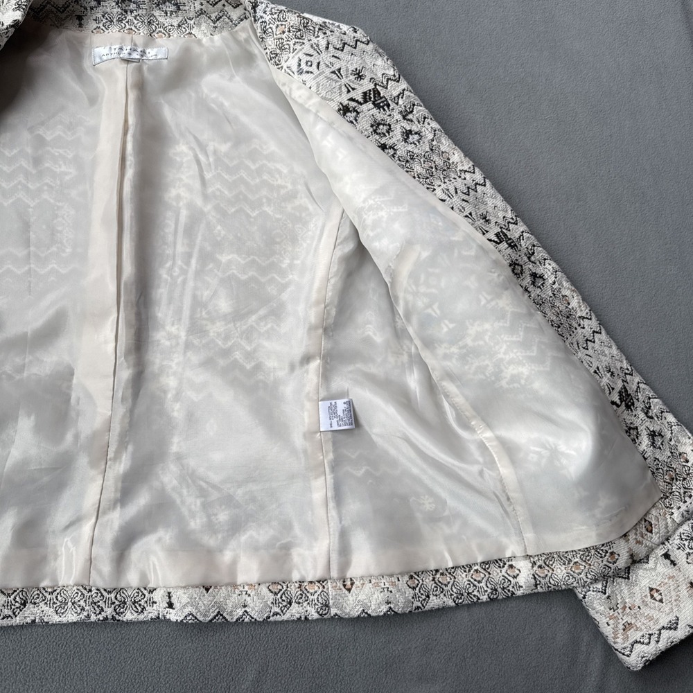 Tahari Arthur Levine Jacket Womens 12 Cream Multicolor‎ Textured Lined Cropped - Picture 13 of 16